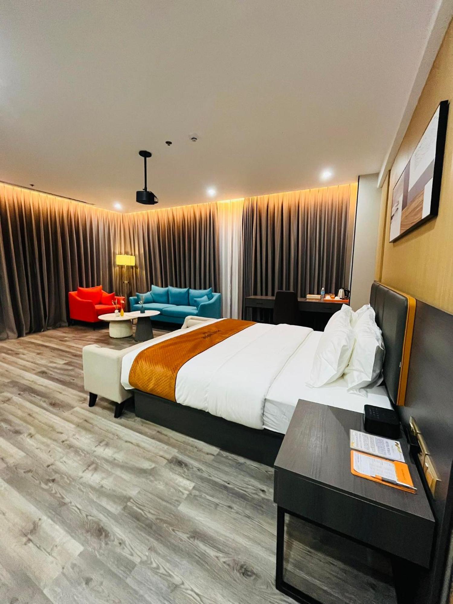 Venus Royale Hotel كورون المظهر الخارجي الصورة