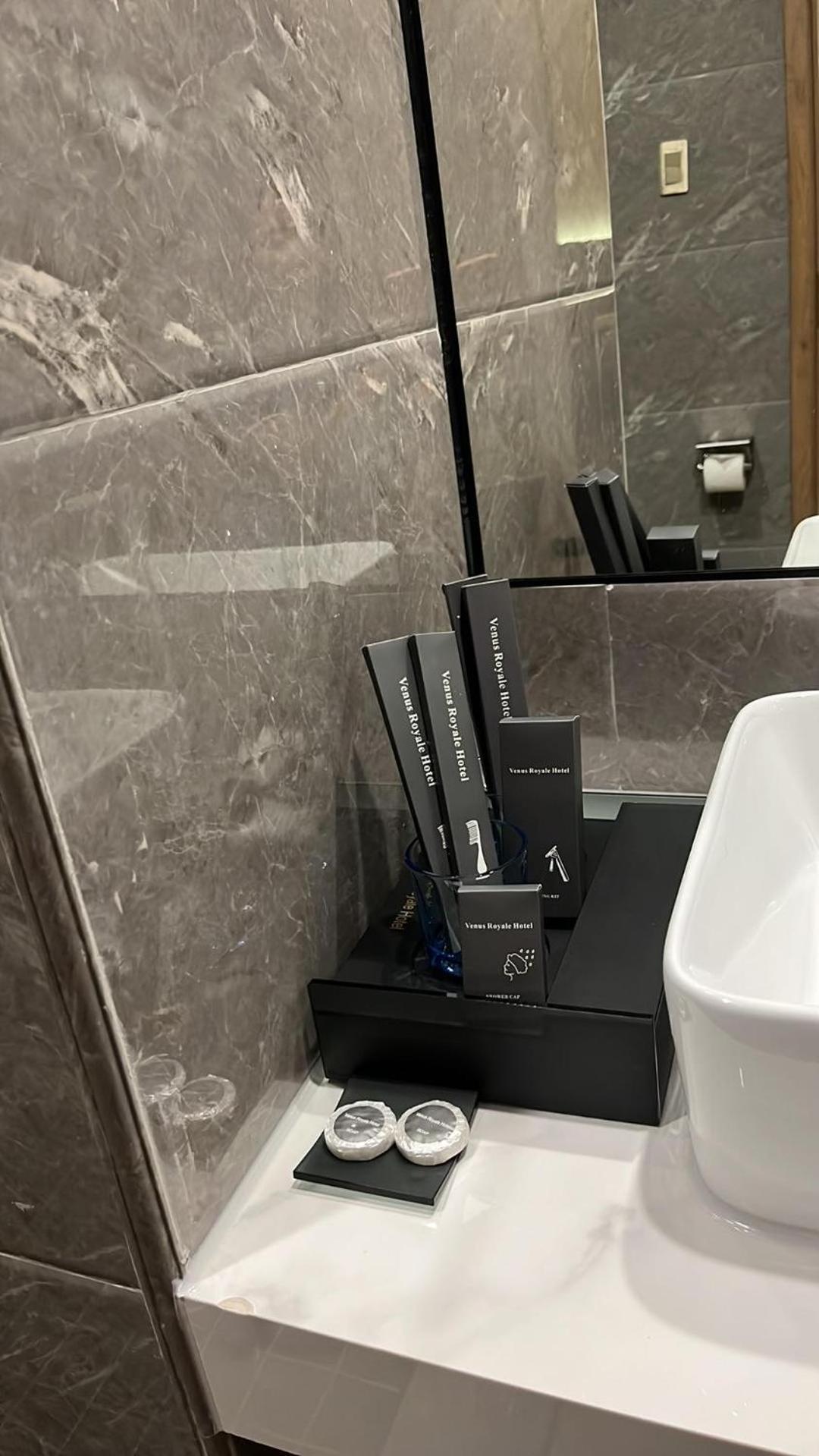 Venus Royale Hotel كورون المظهر الخارجي الصورة