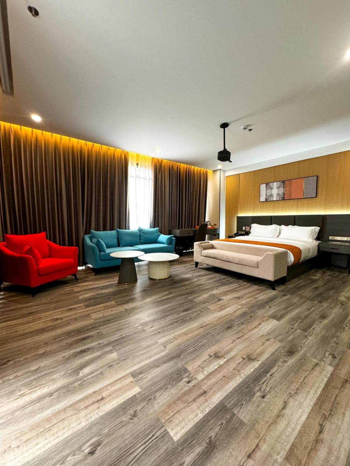 Venus Royale Hotel كورون المظهر الخارجي الصورة