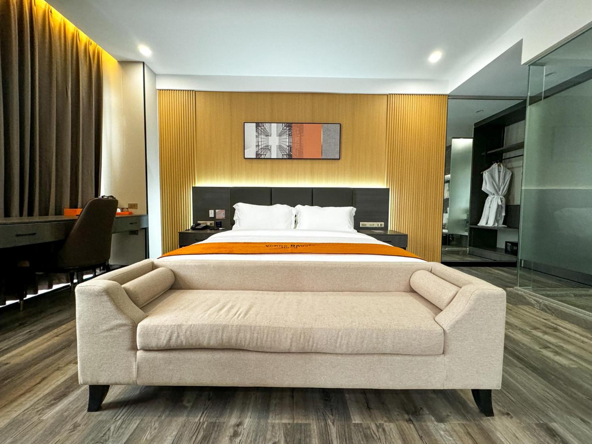 Venus Royale Hotel كورون المظهر الخارجي الصورة